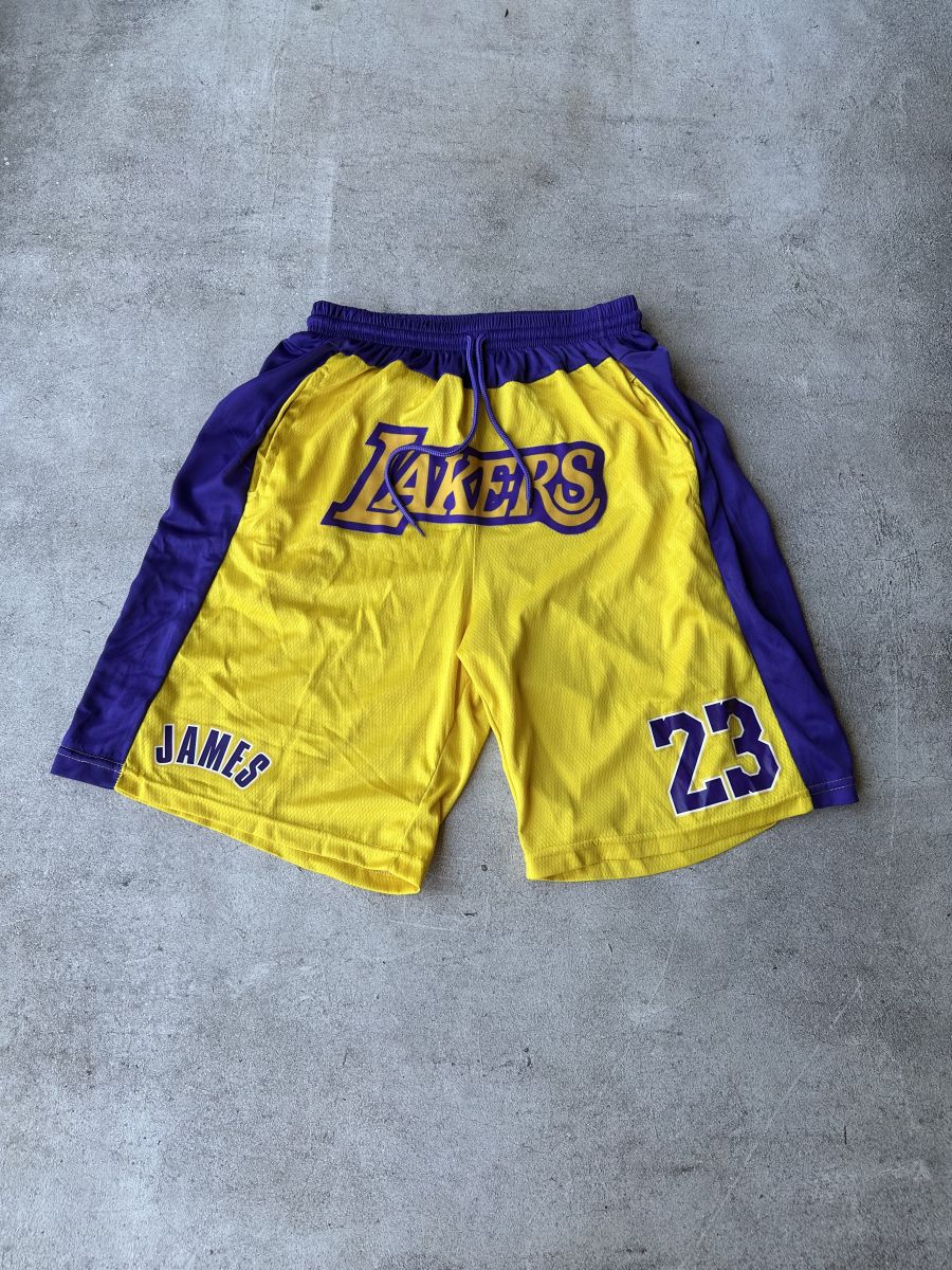Short Laikers con bolsillos 